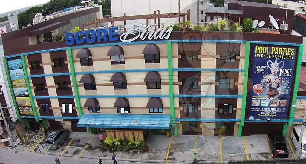 Score Birds Hotel Angeles
